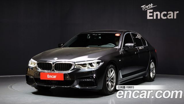 BMW 5 Series (G30)
