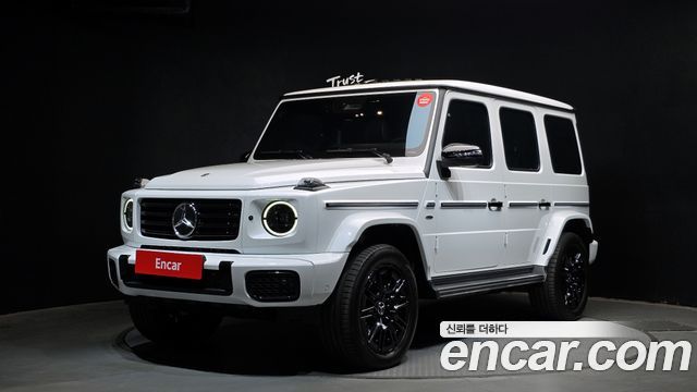 Mercedes-Benz G-Class W465