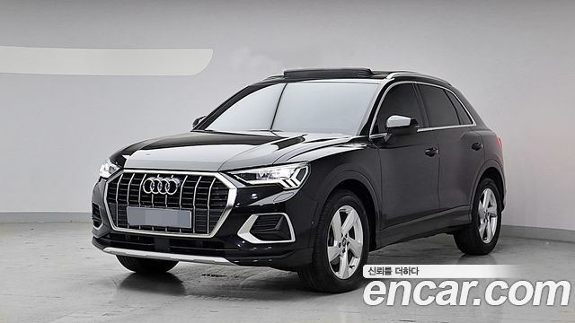 Audi Q3 (F3)