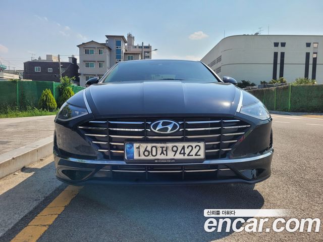 Hyundai Sonata (DN8)