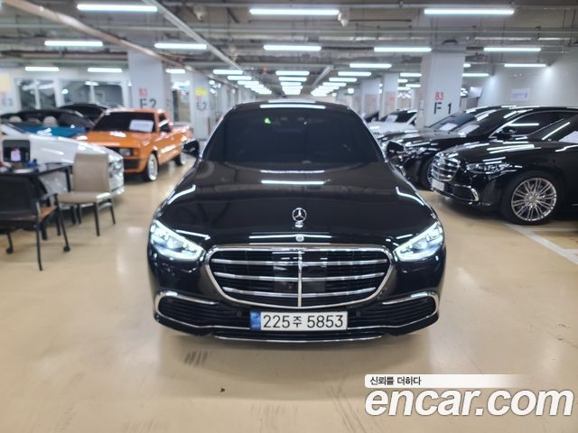 Mercedes-Benz S-Class W223