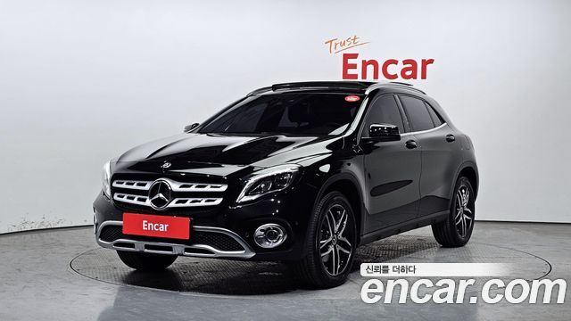 Mercedes-Benz GLA-Class X156