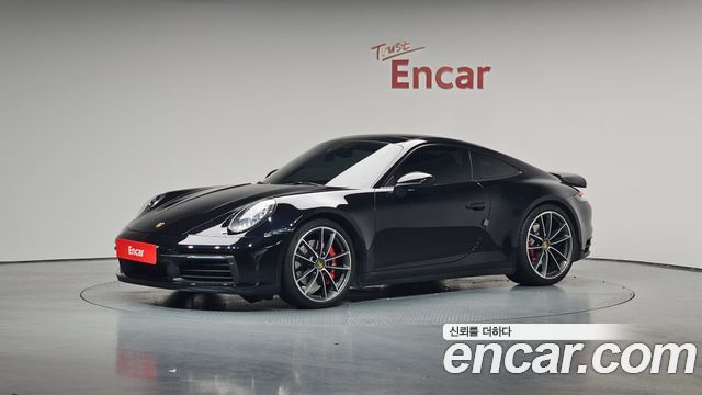 Porsche 911 (992)
