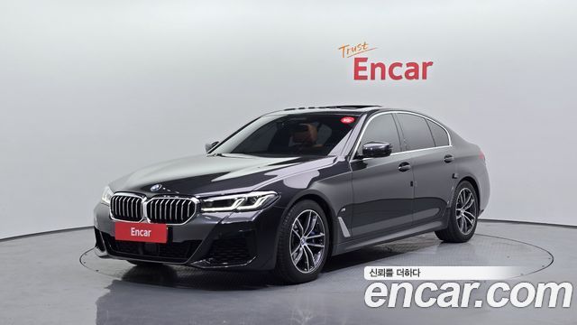 BMW 5 Series (G30)