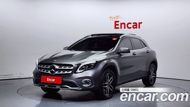 Mercedes-Benz GLA-Class X156