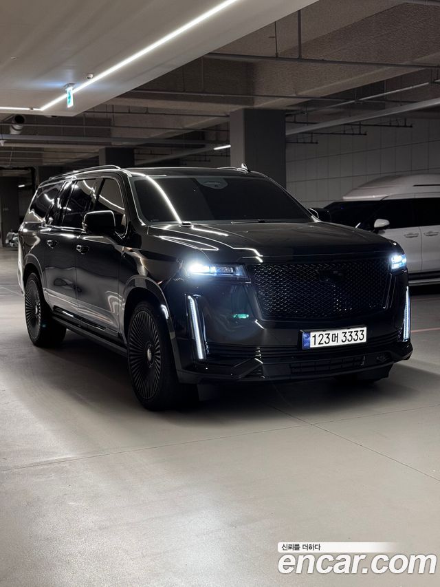 Cadillac Escalade 5th Gen