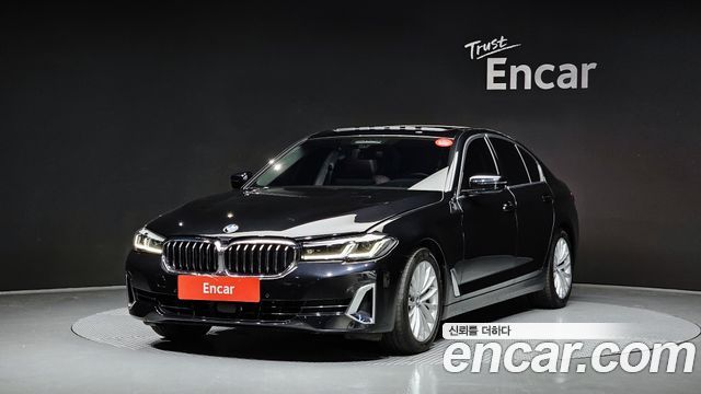 BMW 5 Series (G30)