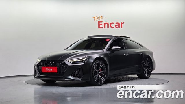Audi RS7 (4K)