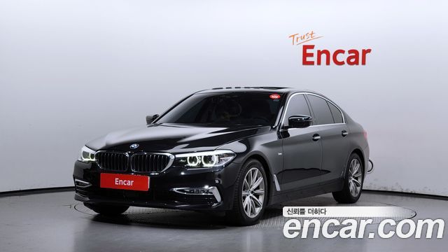 BMW 5 Series (G30)