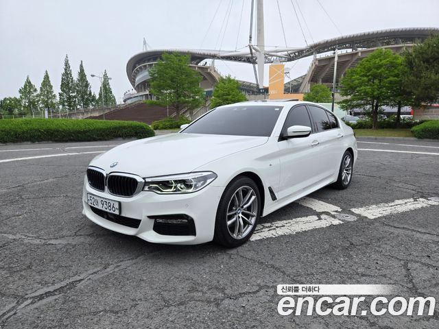 BMW 5 Series (G30)