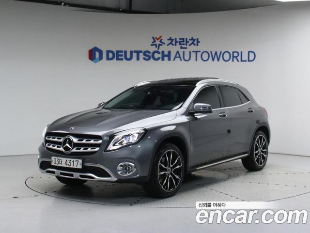 Mercedes-Benz GLA-Class X156