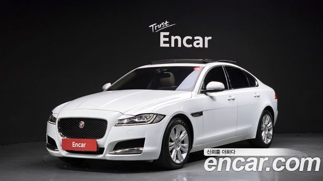 Jaguar XF (X260)