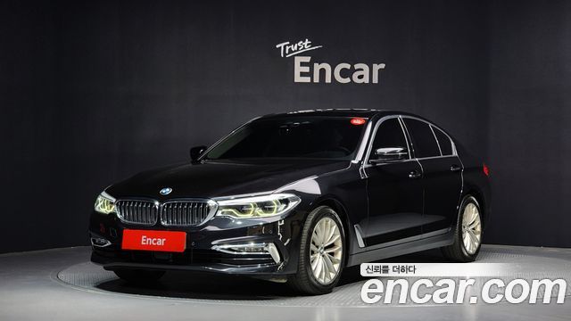 BMW 5 Series (G30)