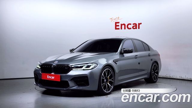BMW M5 (F90)