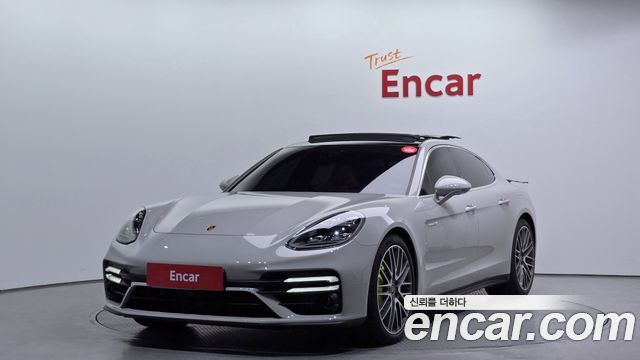 Porsche Panamera (971)