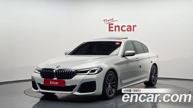 BMW 5 Series (G30)