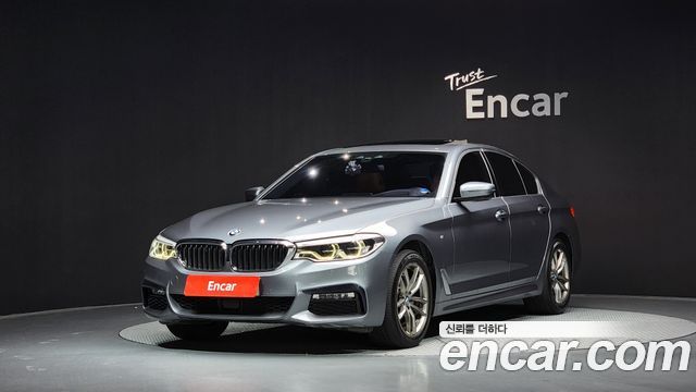 BMW 5 Series (G30)