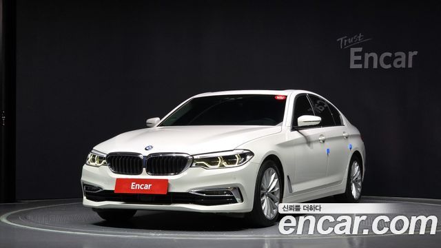 BMW 5 Series (G30)