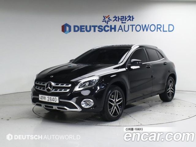 Mercedes-Benz GLA-Class X156