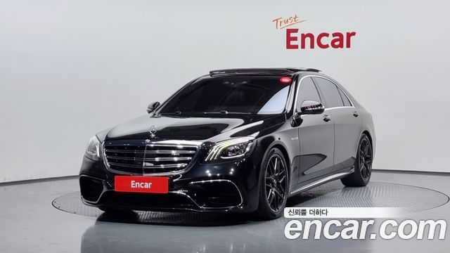 Mercedes-Benz S-Class W222