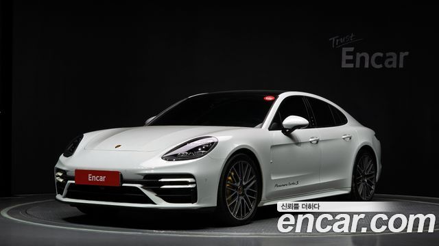 Porsche Panamera (971)