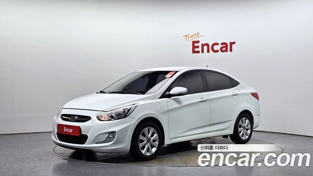Hyundai Accent (new)