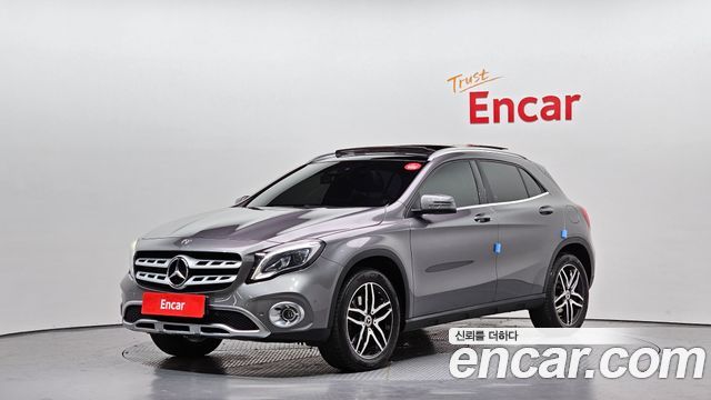 Mercedes-Benz GLA-Class X156