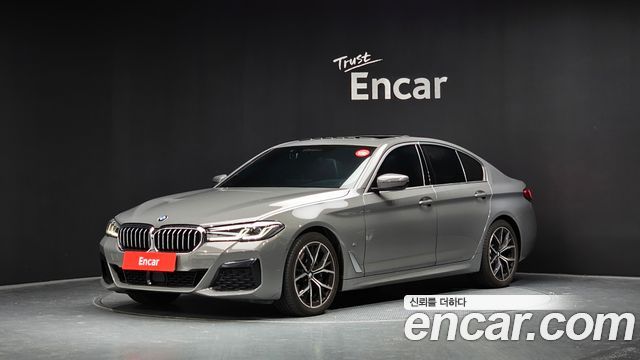 BMW 5 Series (G30)