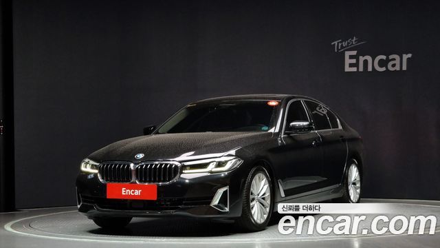 BMW 5 Series (G30)