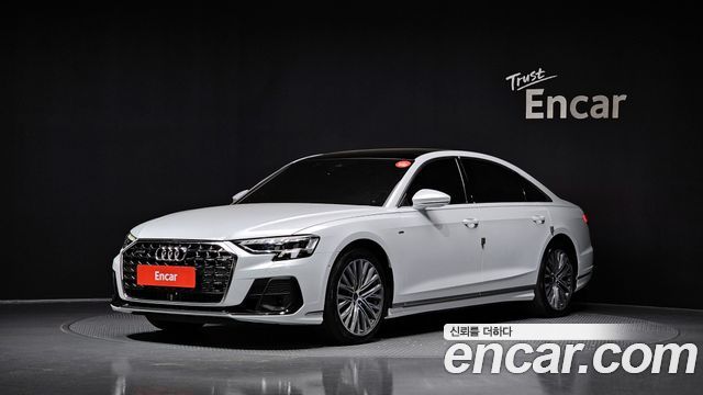 Audi A8 (D5)