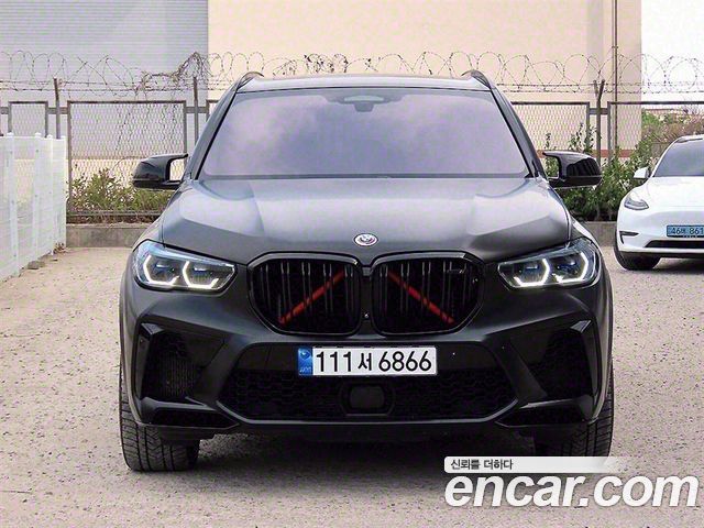 BMW X5M (G05)
