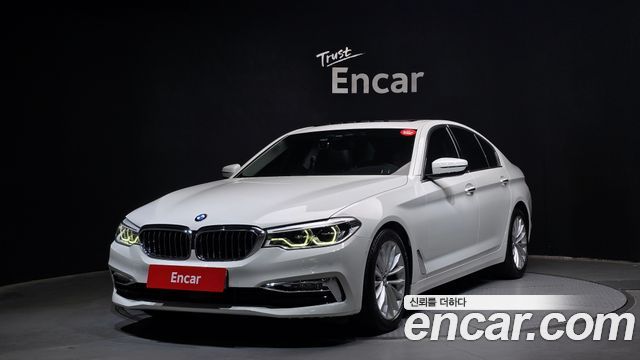 BMW 5 Series (G30)