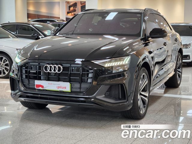 Audi Q8 (4M)