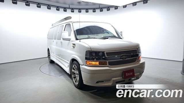 Chevrolet Express Van
