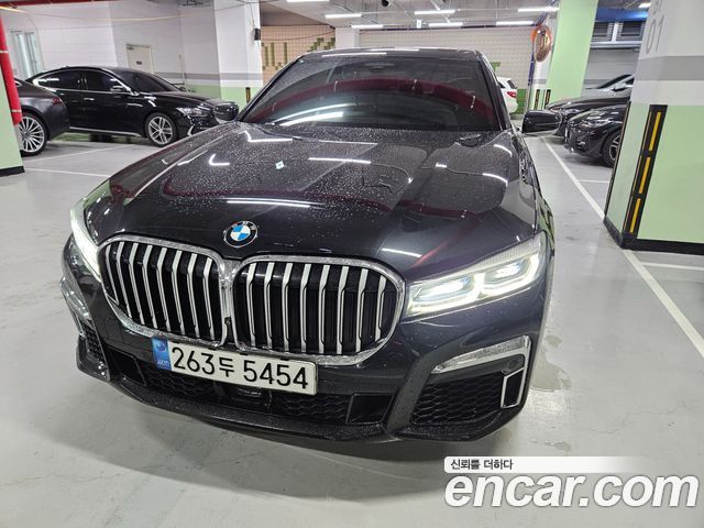 BMW 7 Series (G11)