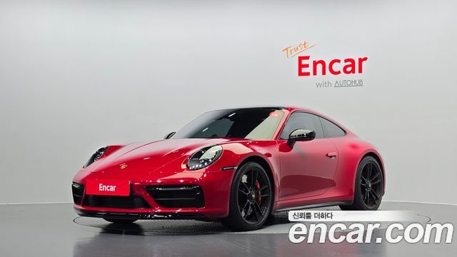 Porsche 911 (992)