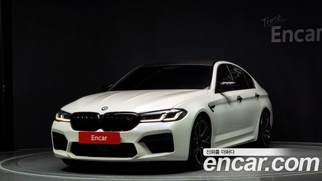 BMW M5 (F90)