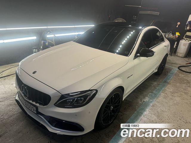 Mercedes-Benz C-Class W205