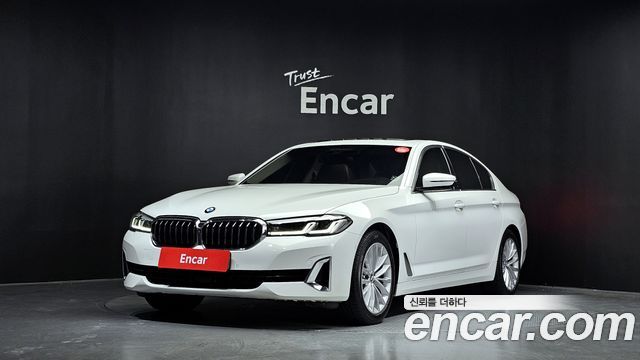 BMW 5 Series (G30)
