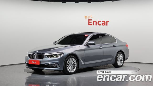 BMW 5 Series (G30)