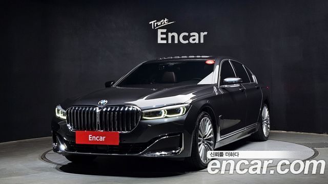 BMW 7 Series (G11)