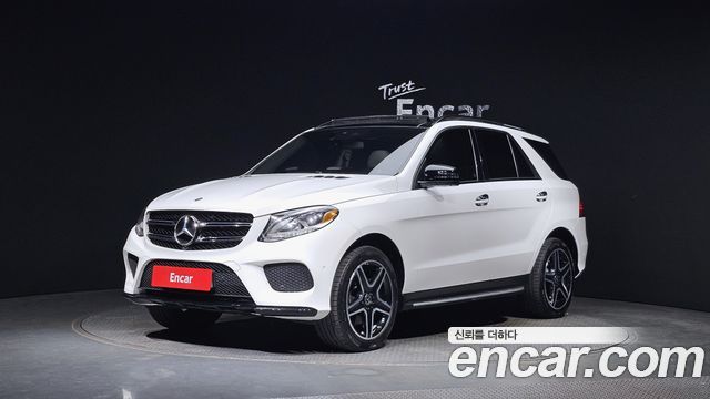 Mercedes-Benz GLE-Class W166