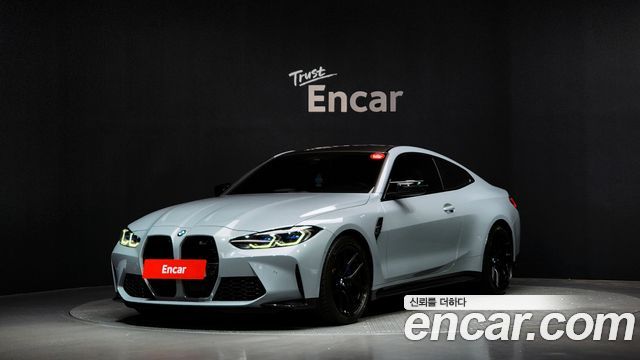 BMW M4 (G82)
