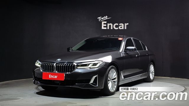 BMW 5 Series (G30)