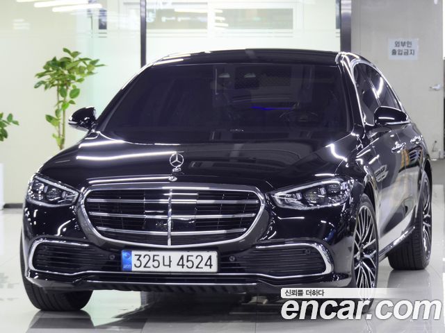 Mercedes-Benz S-Class W223