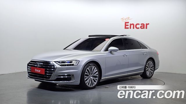 Audi A8 (D5)