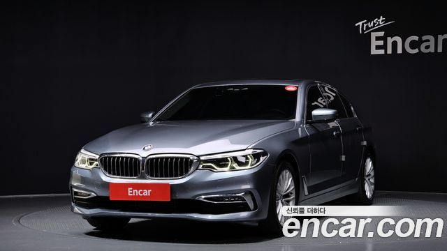 BMW 5 Series (G30)