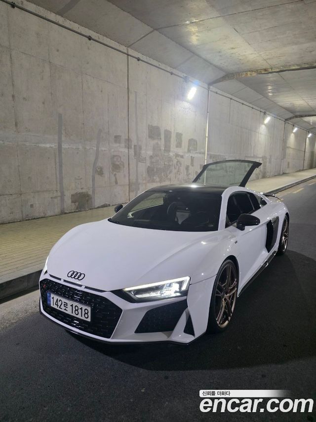 Audi R8 (4S)