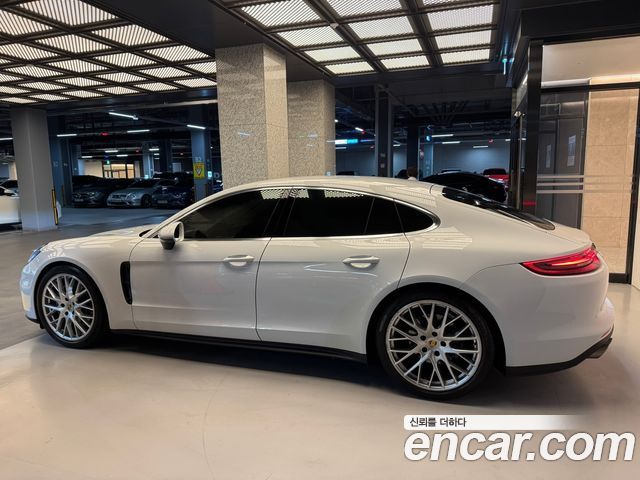 Porsche Panamera (971)