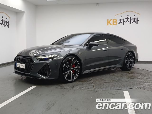 Audi RS7 (4K)